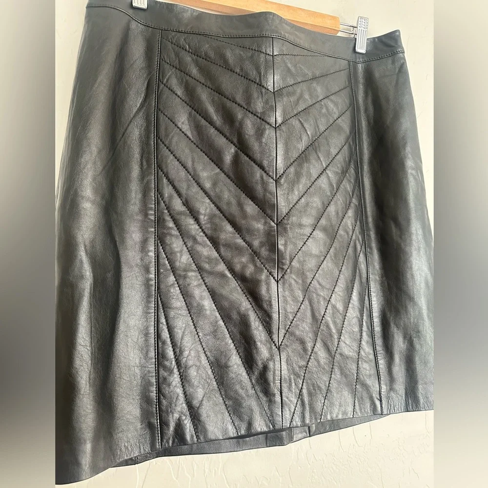Halogen Black Leather Quilted Pencil Skirt